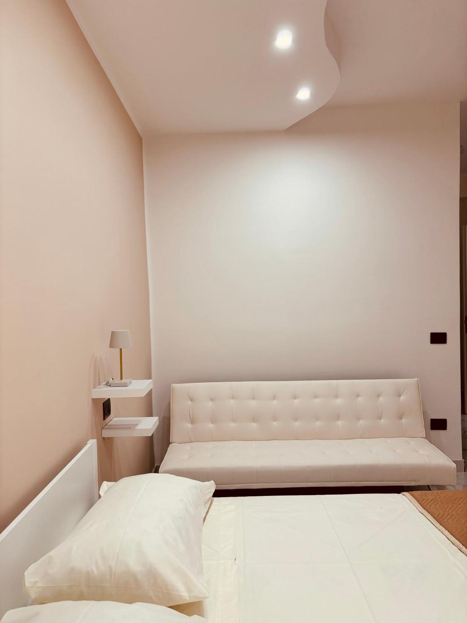 B&B A Un Passo Dal Mare Crotone Exterior foto